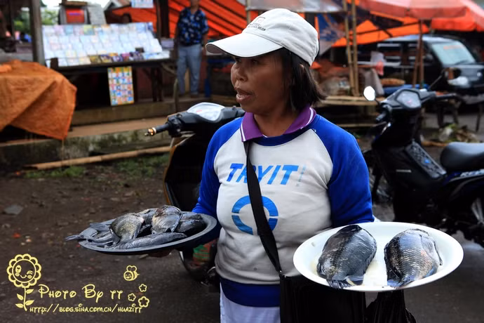 Bán cá tươi