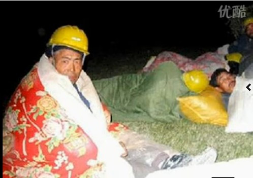 Lao động ngoại tỉnh tràn vào các đô thị tìm việc làm, ăn ngủ vật vờ vì tiền đâu ra thuê nhà trọ?