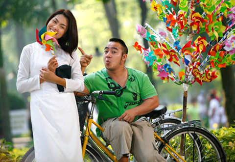 Anh Hiều từng yêu thầm, trộm nhớ cô Trúc xinh đẹp... >> Nhìn lại đường tình duyên Tăng Thanh Hà trước khi kết hôn Anh Hiều từng yêu thầm, trộm nhớ cô Trúc xinh đẹp... >> Nhìn lại đường tình duyên Tăng Thanh Hà trước khi kết hôn