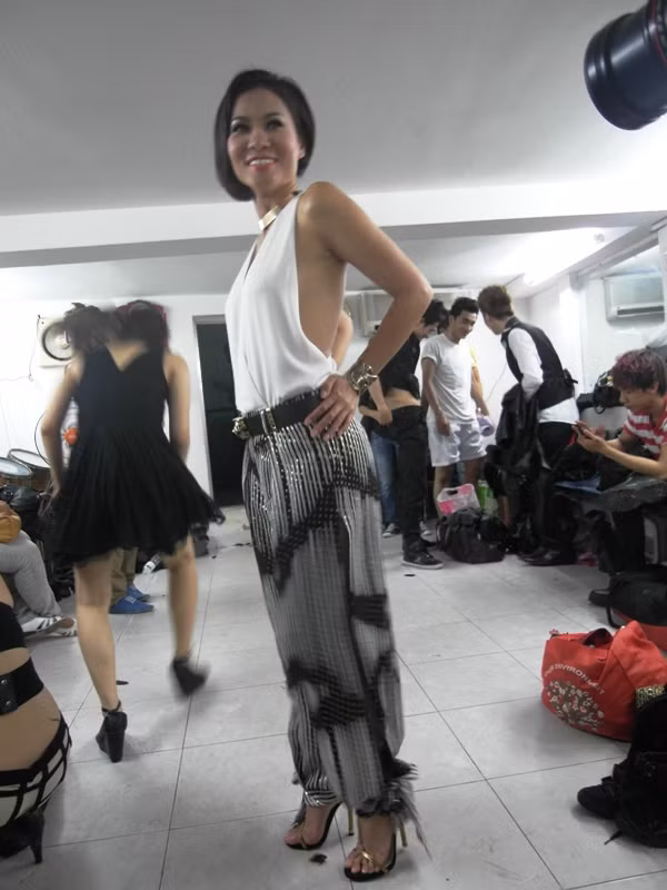 Vừa trở về từ Mỹ, Thu Minh đã tham gia ngay đêm Ngàn sao hội tụ của Thanh Thảo.