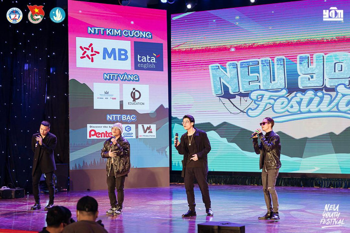 Các thiết mục âm nhạc được đầu tư tại sự kiện. Các thiết mục âm nhạc được đầu tư tại sự kiện.