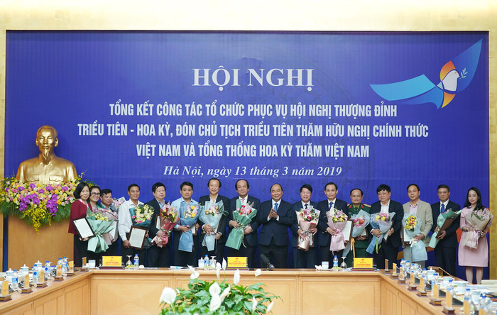 Nhiều Bộ, ngành, địa phương nhận được thư khen của Thủ tướng. Ảnh: VGP Nhiều Bộ, ngành, địa phương nhận được thư khen của Thủ tướng. Ảnh: VGP
