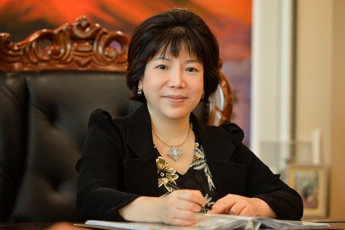 Viện sĩ, Tiến sĩ Nguyễn Thị Thanh Nhàn, Chủ tịch Hội đồng quản trị, Tổng Giám đốc Công ty cổ phần tiến bộ Quốc tế (AIC Group) giới thiệu các ứng dụng. Ảnh: AIC Group. Viện sĩ, Tiến sĩ Nguyễn Thị Thanh Nhàn, Chủ tịch Hội đồng quản trị, Tổng Giám đốc Công ty cổ phần tiến bộ Quốc tế (AIC Group) giới thiệu các ứng dụng. Ảnh: AIC Group.