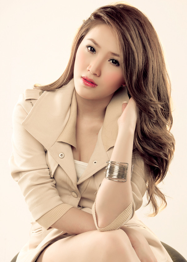 Bảo Thy: "Tôi nợ ân tình của fan miền Bắc quá lâu rồi" ảnh 1 Ca sĩ Bảo Thy.