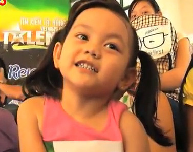 Một tài năng nhí rất đáng yêu tại Vietnam's Got Talent Clip: Việt Nam có tài năng! Clip: Những tài năng mới được khám phá