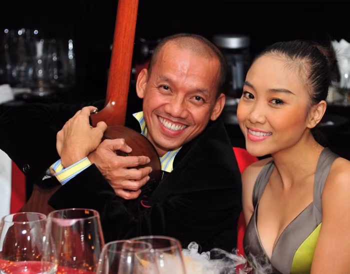 Trong khi người anh Hữu Phú khá "xì tin"…