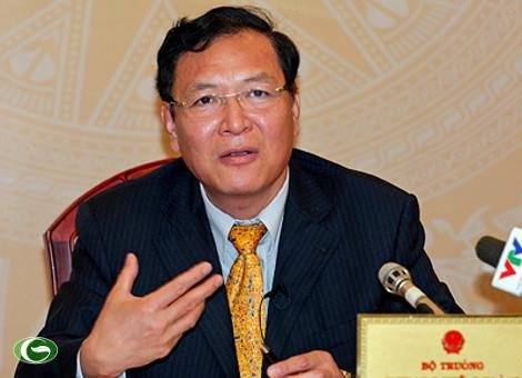 Bộ trưởng đương nhiệm - GS.TS Kinh tế Phạm Vũ Luận; Ủy viên Ban Chấp hành Trung ương Đảng Cộng sản Việt Nam khóa XI (2011-2016), Đại biểu Quốc hội Việt Nam khóa XIII (nhiệm kỳ 2011-2016). Ông trở thành Bộ trưởng Bộ Giáo dục và Đào tạo từ ngày 18 tháng 6 năm 2010. >>Chùm ảnh: Bộ trưởng Phạm Vũ Luận thăm Lớp học Hy vọng >>Những hình ảnh xúc động về "lớp học tật nguyền" của bà lão 80 tuổi >>NHỮNG BỨC ẢNH ĐEN TRẮNG QUÝ HIẾM VỀ HỌC SINH THỜI CHIẾN >>Chùm ảnh: Bộ trưởng Phạm Vũ Luận đánh trống khai giảng năm học mới >>Phát sốt vì 4 nữ giáo viên xinh đẹp >>Hoa khôi ĐH Thương Mại 2012 duyên dáng áo dài Bộ trưởng đương nhiệm - GS.TS Kinh tế Phạm Vũ Luận; Ủy viên Ban Chấp hành Trung ương Đảng Cộng sản Việt Nam khóa XI (2011-2016), Đại biểu Quốc hội Việt Nam khóa XIII (nhiệm kỳ 2011-2016). Ông trở thành Bộ trưởng Bộ Giáo dục và Đào tạo từ ngày 18 tháng 6 năm 2010. >>Chùm ảnh: Bộ trưởng Phạm Vũ Luận thăm Lớp học Hy vọng >>Những hình ảnh xúc động về "lớp học tật nguyền" của bà lão 80 tuổi >>NHỮNG BỨC ẢNH ĐEN TRẮNG QUÝ HIẾM VỀ HỌC SINH THỜI CHIẾN >>Chùm ảnh: Bộ trưởng Phạm Vũ Luận đánh trống khai giảng năm học mới >>Phát sốt vì 4 nữ giáo viên xinh đẹp >>Hoa khôi ĐH Thương Mại 2012 duyên dáng áo dài