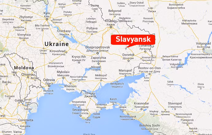 Slavyansk cách biên giới Nga - Ukraine khoảng 90 km. Slavyansk cách biên giới Nga - Ukraine khoảng 90 km.