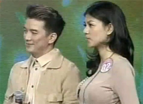 Nét mặt Mr Đàm sau khi nghe Siu Black nhận xét. Nét mặt Mr Đàm sau khi nghe Siu Black nhận xét.