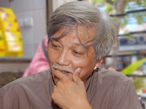 Nhà sử học Dương Trung Quốc làm tổng đạo diễn.