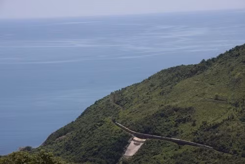 Khu vực mà BQL Khu kinh tế Chân Mây - Lăng Cô cấp phép cho nhà đầu tư Trung Quốc có vị trí trọng yếu về an ninh quốc phòng trên núi Hải Vân. Ảnh Thùy Linh