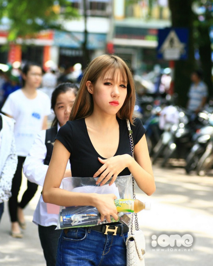 Thí sinh dự thi Đại học Thủy Lợi Hà Nội. ĐÁP ÁN CHÍNH THỨC CỦA BỘ GIÁO DỤC: TOÀN BỘ ĐÁP ÁN ĐH KHỐI B 2012 -TOÀN BỘ ĐÁP ÁN ĐH KHỐI A 2012 - TOÀN BỘ ĐÁP ÁN ĐH TOÁN, VĂN KHỐI D 2012 -TOÀN BỘ ĐÁP ÁN ĐH KHỐI C 2012 - ĐÁP ÁN ĐH CÁC MÔN NGOẠI NGỮ KHỐI D 2012