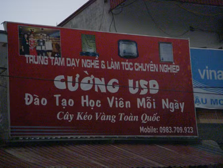 Cường đô la chuyển nghề đi dạy cắt tóc?