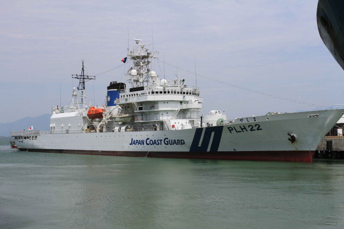 Trong 5 ngày lưu lại Đà Nẵng, thủy thủ đoàn sẽ có các hoạt động: trao đổi chuyên môn giữa lực lượng Cảnh sát biển hai nước; Hội thảo về luyện tập tìm kiếm cứu nạn; giao hữu bóng chuyền với Bộ Tư lệnh Vùng Cảnh sát biển II. Đặc biệt, hai bên sẽ tiến hành diễn tập tìm kiếm cứu nạn, cứu hộ trên biển. Ngày 14/5, tàu sẽ rời cảng Tiên Sa tiếp tục hành trình. Trong 5 ngày lưu lại Đà Nẵng, thủy thủ đoàn sẽ có các hoạt động: trao đổi chuyên môn giữa lực lượng Cảnh sát biển hai nước; Hội thảo về luyện tập tìm kiếm cứu nạn; giao hữu bóng chuyền với Bộ Tư lệnh Vùng Cảnh sát biển II. Đặc biệt, hai bên sẽ tiến hành diễn tập tìm kiếm cứu nạn, cứu hộ trên biển. Ngày 14/5, tàu sẽ rời cảng Tiên Sa tiếp tục hành trình.