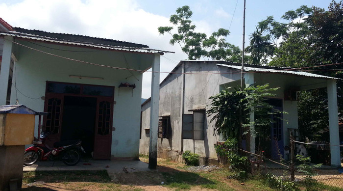 Gia cảnh của anh Minh, anh Toàn rất khó khăn. Vì thế, người dân thôn Hòa Hải đã làm đơn (ký tập thể) xin giảm án cho các bị cáo. Ảnh Thùy Linh Gia cảnh của anh Minh, anh Toàn rất khó khăn. Vì thế, người dân thôn Hòa Hải đã làm đơn (ký tập thể) xin giảm án cho các bị cáo. Ảnh Thùy Linh