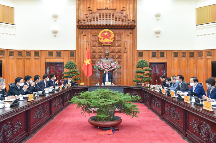 Thủ tướng Chính phủ Phạm Minh Chính: Yêu cầu chung đặt ra trong hoạt động của ĐHQGHN là phải mạnh mẽ, quyết liệt hơn, xứng đáng là đầu tầu trong hệ thống các trường đại học. Ảnh: VGP/Nhật Bắc Thủ tướng Chính phủ Phạm Minh Chính: Yêu cầu chung đặt ra trong hoạt động của ĐHQGHN là phải mạnh mẽ, quyết liệt hơn, xứng đáng là đầu tầu trong hệ thống các trường đại học. Ảnh: VGP/Nhật Bắc