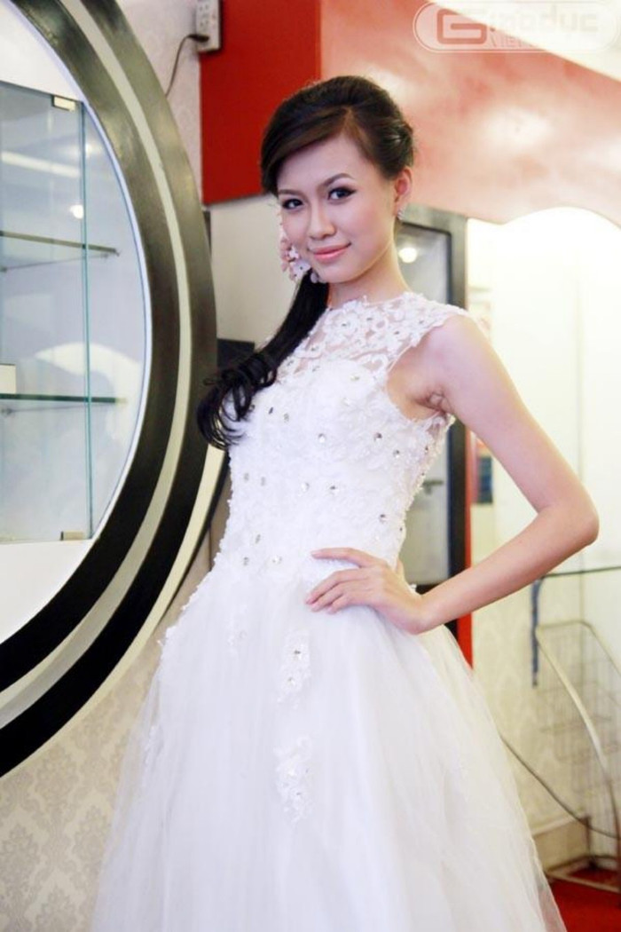 >>Miss ĐH Sư phạm Hà Nội diện áo dài cực xinh >> Phát sốt vì 4 nữ giáo viên xinh đẹp >>Hoa khôi ĐH Thương Mại 2012 duyên dáng áo dài >>Những hotgirl xinh đẹp làm "điên đảo" cư dân mạng (P8) >>Midu, Hà Min, Linh Hàn đọ dáng "nóng bỏng" >>Ngắm vẻ đẹp kiêu sa của Á hậu Hoàng Anh >>PHÁT SỐT VÌ NỮ THẠC SĨ ĐẸP NHẤT TRUNG QUỐC AI ĐẸP HƠN HOTGIRL KIM PHƯỢNG? >>Phát sốt vì nữ sinh Trung Quốc đẹp như siêu mẫu >>Miss ĐH Sư phạm Hà Nội diện áo dài cực xinh >> Phát sốt vì 4 nữ giáo viên xinh đẹp >>Hoa khôi ĐH Thương Mại 2012 duyên dáng áo dài >>Những hotgirl xinh đẹp làm "điên đảo" cư dân mạng (P8) >>Midu, Hà Min, Linh Hàn đọ dáng "nóng bỏng" >>Ngắm vẻ đẹp kiêu sa của Á hậu Hoàng Anh >>PHÁT SỐT VÌ NỮ THẠC SĨ ĐẸP NHẤT TRUNG QUỐC AI ĐẸP HƠN HOTGIRL KIM PHƯỢNG? >>Phát sốt vì nữ sinh Trung Quốc đẹp như siêu mẫu