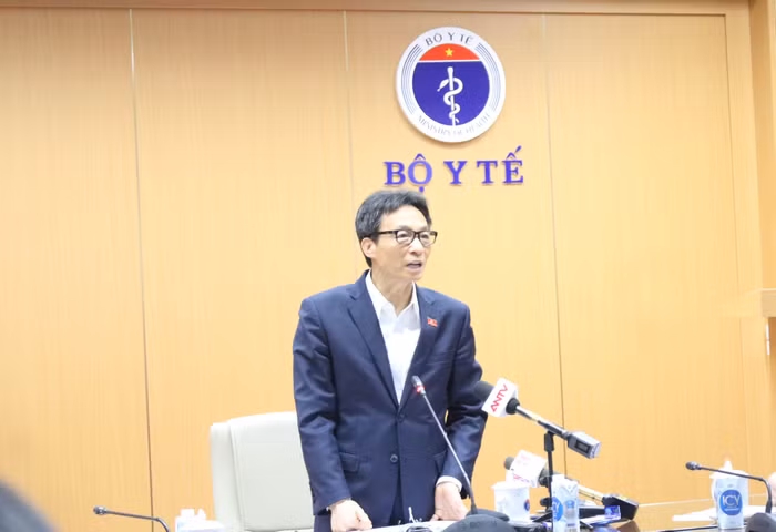 Phó Thủ tướng Vũ Đức Đam phát biểu. Ảnh: Trung Dũng