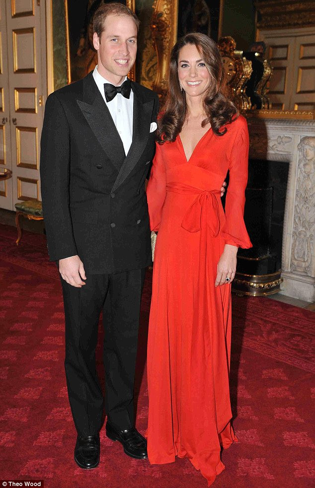 Kate và Willam thật đẹp đôi khi tham dự sự kiện ở St James’s Palace, London. Kate và Willam thật đẹp đôi khi tham dự sự kiện ở St James’s Palace, London.