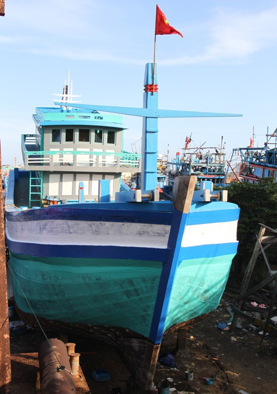 Anh Trần Văn Vốn cho biết, con tàu này vẫn sẽ mang số hiệu ĐNa 90152TS như tàu cũ (tàu bị tàu Trung Quốc đâm chìm). Anh Trần Văn Vốn cho biết, con tàu này vẫn sẽ mang số hiệu ĐNa 90152TS như tàu cũ (tàu bị tàu Trung Quốc đâm chìm).