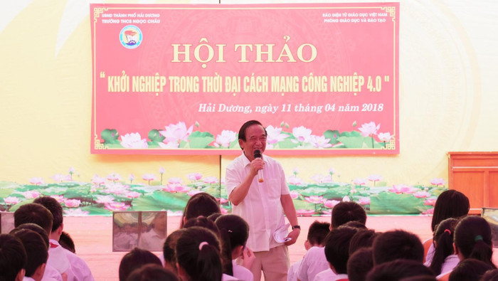 Hơn 1300 học sinh trường Trung học cơ sở Ngọc Châu đã được tham gia giờ ngọc ngoại khóa rất thú vị. (Ảnh: LC) Hơn 1300 học sinh trường Trung học cơ sở Ngọc Châu đã được tham gia giờ ngọc ngoại khóa rất thú vị. (Ảnh: LC)