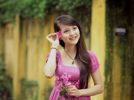 >>Những hotgirl xinh đẹp làm điên đảo cư dân mạng Những nữ sinh đẹp mê hồn giữa đầm sen >>Phát sốt vì vẻ đẹp baby của cô giáo tương lai >>So độ siêu kute của những nữ sinh đình đám nhất Thủ đô >>Phát sốt vì 4 nữ giáo viên xinh đẹp >>Cư dân mạng "điên đảo" vì nhan sắc nữ sinh Trương Tân Uyển >>Hoa khôi ĐH Thương Mại 2012 duyên dáng áo dài >>Những hotgirl xinh đẹp làm điên đảo cư dân mạng Những nữ sinh đẹp mê hồn giữa đầm sen >>Phát sốt vì vẻ đẹp baby của cô giáo tương lai >>So độ siêu kute của những nữ sinh đình đám nhất Thủ đô >>Phát sốt vì 4 nữ giáo viên xinh đẹp >>Cư dân mạng "điên đảo" vì nhan sắc nữ sinh Trương Tân Uyển >>Hoa khôi ĐH Thương Mại 2012 duyên dáng áo dài