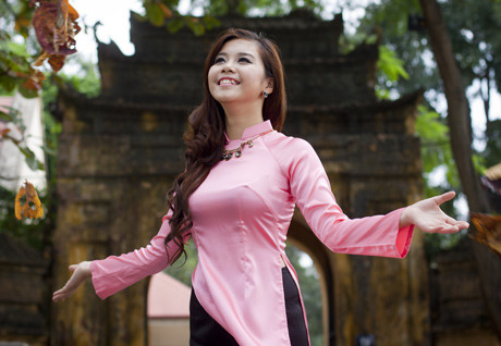 Á khôi 1 của cuộc thi thuộc về thí sinh Phạm Thùy Dương (SBD 75) >>Những hotgirl xinh đẹp làm điên đảo cư dân mạng Những nữ sinh đẹp mê hồn giữa đầm sen >>Phát sốt vì vẻ đẹp baby của cô giáo tương lai >>So độ siêu kute của những nữ sinh đình đám nhất Thủ đô >>Phát sốt vì 4 nữ giáo viên xinh đẹp >>Cư dân mạng "điên đảo" vì nhan sắc nữ sinh Trương Tân Uyển >>Hoa khôi ĐH Thương Mại 2012 duyên dáng áo dài Á khôi 1 của cuộc thi thuộc về thí sinh Phạm Thùy Dương (SBD 75) >>Những hotgirl xinh đẹp làm điên đảo cư dân mạng Những nữ sinh đẹp mê hồn giữa đầm sen >>Phát sốt vì vẻ đẹp baby của cô giáo tương lai >>So độ siêu kute của những nữ sinh đình đám nhất Thủ đô >>Phát sốt vì 4 nữ giáo viên xinh đẹp >>Cư dân mạng "điên đảo" vì nhan sắc nữ sinh Trương Tân Uyển >>Hoa khôi ĐH Thương Mại 2012 duyên dáng áo dài