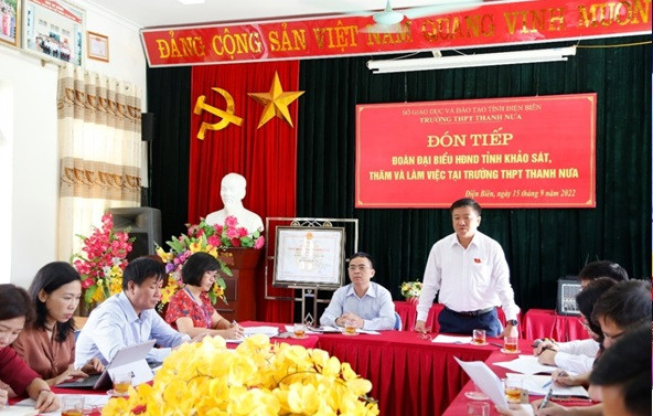 Lãnh đạo Sở Giáo dục và Đào tạo Điện Biên làm việc với trường Phổ thông trung học Thanh Nưa. Ảnh: Sở Giáo dục và Đào tạo Điện Biên Lãnh đạo Sở Giáo dục và Đào tạo Điện Biên làm việc với trường Phổ thông trung học Thanh Nưa. Ảnh: Sở Giáo dục và Đào tạo Điện Biên