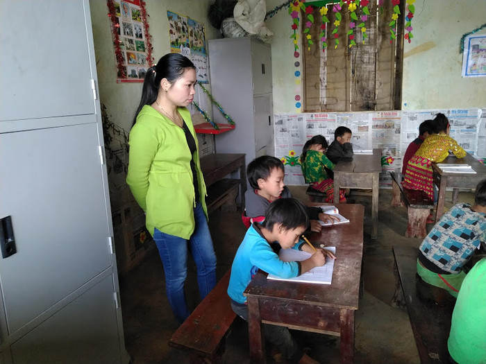 Lớp học của cô giáo Thêu ở điểm trường Sủng Tùa.