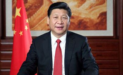 Tập Cận Bình gửi thông điệp năm mới từ văn phòng riêng, một điều hiếm thấy từ giới lãnh đạo Trung Quốc. Có thể có một nhóm chuyên lo quản lý hình ảnh trước công chúng phụ giúp ông Bình việc này. Tập Cận Bình gửi thông điệp năm mới từ văn phòng riêng, một điều hiếm thấy từ giới lãnh đạo Trung Quốc. Có thể có một nhóm chuyên lo quản lý hình ảnh trước công chúng phụ giúp ông Bình việc này.