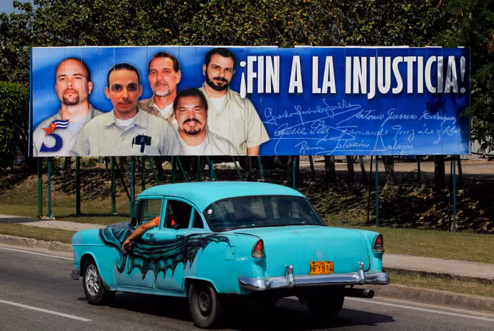 5 điệp viên vừa được thả được người Cuba xem như anh hùng dân tộc.