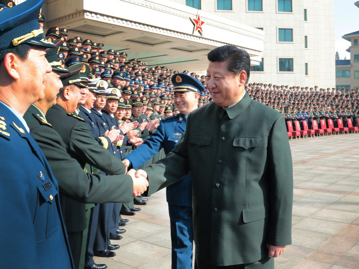 Ông Tập Cận Bình thị sát đại quân khu Nam Kinh. Ông Tập Cận Bình thị sát đại quân khu Nam Kinh.