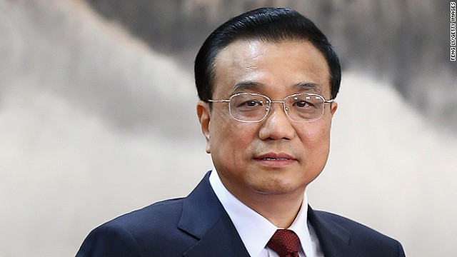 Lý Khắc Cường, Thủ tướng Trung Quốc đã triển khai một loạt "đòn tấn công quyến rũ láng giềng" với những lời hứa viện trợ và ưu đãi kinh tế. Lý Khắc Cường, Thủ tướng Trung Quốc đã triển khai một loạt "đòn tấn công quyến rũ láng giềng" với những lời hứa viện trợ và ưu đãi kinh tế.
