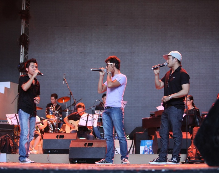 Lâu lắm rồi, khán giả mới thấy nhóm MTV đình đám một thời. Trong lần tái ngộ này, MTV sẽ hát ca khúc Nhắm mắt (sáng tác: Nguyễn Hải Phong).