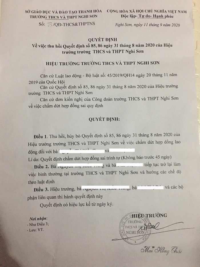 Quyết định thu hồi quyết định chấm dứt hợp đồng trái luật của Hiệu trưởng trường Trung học cơ sở và Trung học phổ thông Nghi Sơn (Thị xã Nghi Sơn, Thanh Hóa). Ảnh: LC Quyết định thu hồi quyết định chấm dứt hợp đồng trái luật của Hiệu trưởng trường Trung học cơ sở và Trung học phổ thông Nghi Sơn (Thị xã Nghi Sơn, Thanh Hóa). Ảnh: LC