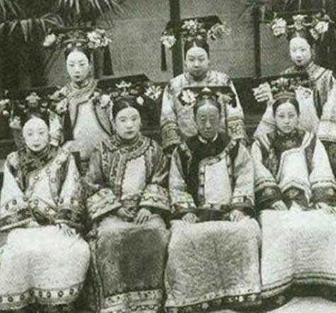 Dàn "mỹ nữ" của một vương triều nhà Thanh trong lịch sử Dàn "mỹ nữ" của một vương triều nhà Thanh trong lịch sử