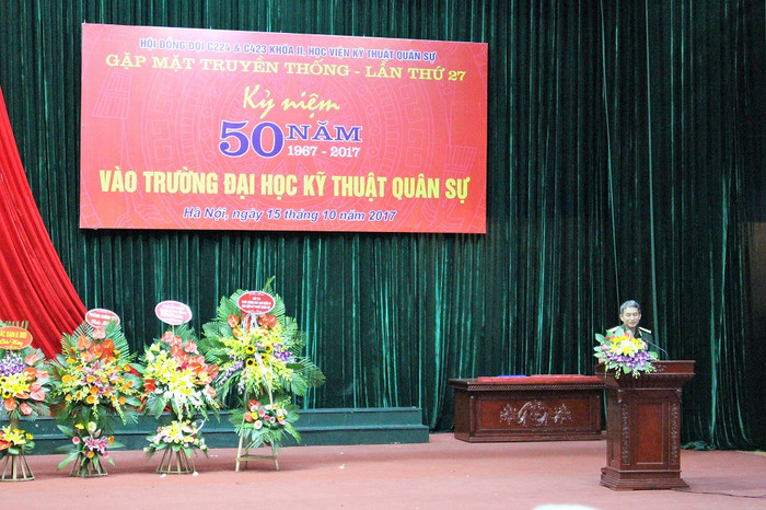 Thiếu trướng Lê Kỳ Nam, Phó giám đốc Học viện Kỹ thuật quân sự phát biểu (Ảnh: Lại Cường)