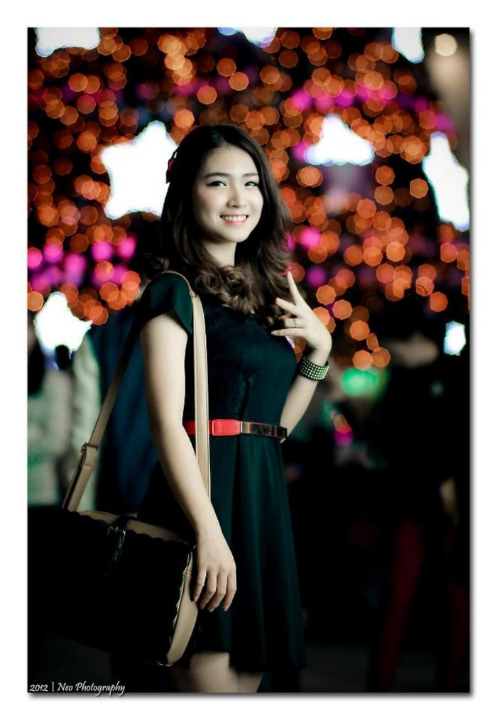 Quỳnh Hoa có sở thích dance, ca hát. >> NHAN SẮC YÊU KIỀU CỦA CÁC NỮ DOANH NHÂN TƯƠNG LAI >> Hotgirl Thảo My "đốt cháy mùa đông" đón Noel >> HOTGIRL KHẢ NGÂN, BẢO TRÂN KHIẾN SAO HÀN PHẢI GHEN TỊ >> Ngôi sao Missteen Thảo My khiến cộng đồng mạng "nổi sóng" >> MISS CUXI VIỆT HUÊ KHOE DÁNG XINH >> Hotgirl Linh Hàn gợi cảm đón mùa đông về >> Nữ sinh Học viện Hành chính hóa thân thành thôn nữ xinh đẹp >> HOA KHÔI SINH VIÊN YÊU KIỀU BÊN "NGỰA SẮT" >> Vẻ đẹp căng tràn của Hoa khôi Missteen Diễm Trang >>Những mỹ nhân từng học tại trường "nhà giàu" RMIT