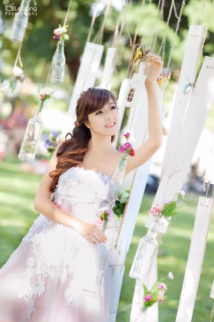 >> NHAN SẮC YÊU KIỀU CỦA CÁC NỮ DOANH NHÂN TƯƠNG LAI >> Hotgirl Thảo My "đốt cháy mùa đông" đón Noel >> HOTGIRL KHẢ NGÂN, BẢO TRÂN KHIẾN SAO HÀN PHẢI GHEN TỊ >> Ngôi sao Missteen Thảo My khiến cộng đồng mạng "nổi sóng" >> MISS CUXI VIỆT HUÊ KHOE DÁNG XINH >> Hotgirl Linh Hàn gợi cảm đón mùa đông về >> Nữ sinh Học viện Hành chính hóa thân thành thôn nữ xinh đẹp >> HOA KHÔI SINH VIÊN YÊU KIỀU BÊN "NGỰA SẮT" >> Vẻ đẹp căng tràn của Hoa khôi Missteen Diễm Trang >>Những mỹ nhân từng học tại trường "nhà giàu" RMIT