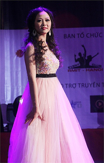 >> NHAN SẮC YÊU KIỀU CỦA CÁC NỮ DOANH NHÂN TƯƠNG LAI >> Hotgirl Thảo My "đốt cháy mùa đông" đón Noel >> HOTGIRL KHẢ NGÂN, BẢO TRÂN KHIẾN SAO HÀN PHẢI GHEN TỊ >> Ngôi sao Missteen Thảo My khiến cộng đồng mạng "nổi sóng" >> MISS CUXI VIỆT HUÊ KHOE DÁNG XINH >> Hotgirl Linh Hàn gợi cảm đón mùa đông về >> Nữ sinh Học viện Hành chính hóa thân thành thôn nữ xinh đẹp >> HOA KHÔI SINH VIÊN YÊU KIỀU BÊN "NGỰA SẮT" >> Vẻ đẹp căng tràn của Hoa khôi Missteen Diễm Trang >>Những mỹ nhân từng học tại trường "nhà giàu" RMIT >> NHAN SẮC YÊU KIỀU CỦA CÁC NỮ DOANH NHÂN TƯƠNG LAI >> Hotgirl Thảo My "đốt cháy mùa đông" đón Noel >> HOTGIRL KHẢ NGÂN, BẢO TRÂN KHIẾN SAO HÀN PHẢI GHEN TỊ >> Ngôi sao Missteen Thảo My khiến cộng đồng mạng "nổi sóng" >> MISS CUXI VIỆT HUÊ KHOE DÁNG XINH >> Hotgirl Linh Hàn gợi cảm đón mùa đông về >> Nữ sinh Học viện Hành chính hóa thân thành thôn nữ xinh đẹp >> HOA KHÔI SINH VIÊN YÊU KIỀU BÊN "NGỰA SẮT" >> Vẻ đẹp căng tràn của Hoa khôi Missteen Diễm Trang >>Những mỹ nhân từng học tại trường "nhà giàu" RMIT