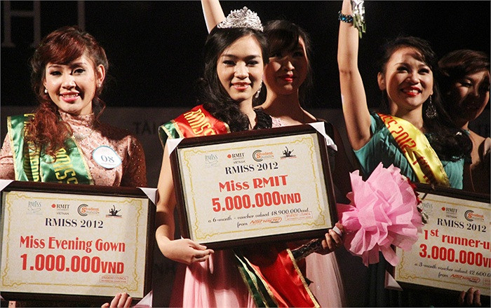 >> NHAN SẮC YÊU KIỀU CỦA CÁC NỮ DOANH NHÂN TƯƠNG LAI >> Hotgirl Thảo My "đốt cháy mùa đông" đón Noel >> HOTGIRL KHẢ NGÂN, BẢO TRÂN KHIẾN SAO HÀN PHẢI GHEN TỊ >> Ngôi sao Missteen Thảo My khiến cộng đồng mạng "nổi sóng" >> MISS CUXI VIỆT HUÊ KHOE DÁNG XINH >> Hotgirl Linh Hàn gợi cảm đón mùa đông về >> Nữ sinh Học viện Hành chính hóa thân thành thôn nữ xinh đẹp >> HOA KHÔI SINH VIÊN YÊU KIỀU BÊN "NGỰA SẮT" >> Vẻ đẹp căng tràn của Hoa khôi Missteen Diễm Trang >>Những mỹ nhân từng học tại trường "nhà giàu" RMIT >> NHAN SẮC YÊU KIỀU CỦA CÁC NỮ DOANH NHÂN TƯƠNG LAI >> Hotgirl Thảo My "đốt cháy mùa đông" đón Noel >> HOTGIRL KHẢ NGÂN, BẢO TRÂN KHIẾN SAO HÀN PHẢI GHEN TỊ >> Ngôi sao Missteen Thảo My khiến cộng đồng mạng "nổi sóng" >> MISS CUXI VIỆT HUÊ KHOE DÁNG XINH >> Hotgirl Linh Hàn gợi cảm đón mùa đông về >> Nữ sinh Học viện Hành chính hóa thân thành thôn nữ xinh đẹp >> HOA KHÔI SINH VIÊN YÊU KIỀU BÊN "NGỰA SẮT" >> Vẻ đẹp căng tràn của Hoa khôi Missteen Diễm Trang >>Những mỹ nhân từng học tại trường "nhà giàu" RMIT