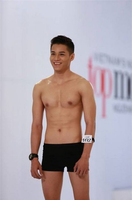 Thí Sinh Đàm Quang Phúc tại vòng sơ khảo hôm qua. Thí Sinh Đàm Quang Phúc tại vòng sơ khảo hôm qua.