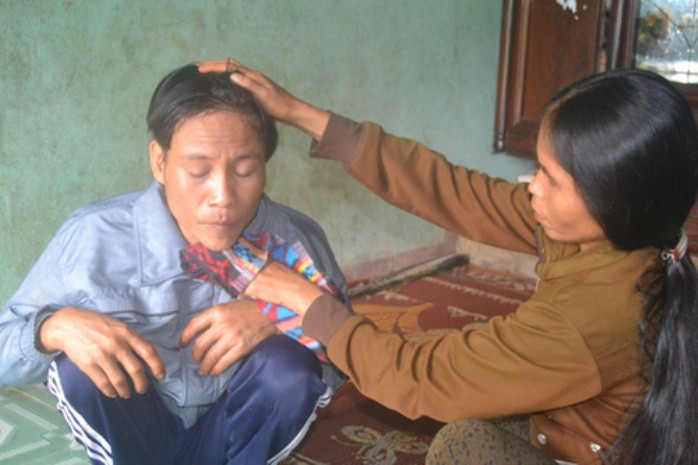 Được người thân giúp đỡ, săn sóc, anh Lang bước đầu bắt nhịp với cuộc sống cộng đồng Được người thân giúp đỡ, săn sóc, anh Lang bước đầu bắt nhịp với cuộc sống cộng đồng