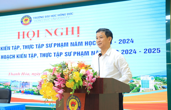 Phó giáo sư Đậu Bá Thìn - Phó Hiệu trưởng Trường Đại học Hồng Đức. Ảnh: HDU Phó giáo sư Đậu Bá Thìn - Phó Hiệu trưởng Trường Đại học Hồng Đức. Ảnh: HDU