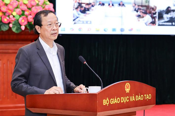 Thứ trưởng Phạm Ngọc Thưởng trao đổi một số nội dung về giáo dục phổ thông. Ảnh: MOET Thứ trưởng Phạm Ngọc Thưởng trao đổi một số nội dung về giáo dục phổ thông. Ảnh: MOET