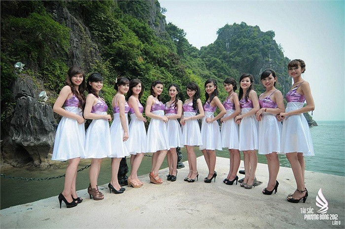 <<HOTGIRL HỌC V IỆN BÁO CHÍ ĐẸP RẠNG NGỜI TRONG SẮC THU <<NỮ SINH ĐH PHƯƠNG ĐÔNG THƯỚT THA ÁO DÀI <<NGẨN NGƠ TRƯỚC STYLE DỄ THƯƠNG CỦA HƯƠNG ZINNIE <<HOTGIRL THANH THỦY ƯỚC MƠ LÀM CÔ GIÁO <<NÉT HỒN NHIÊN TINH NGHỊCH CỦA NỮ DIỄN VIÊN NHÍ HÀ ANH