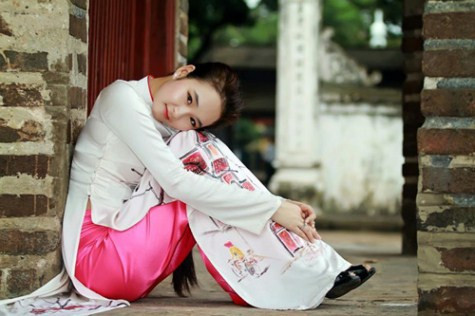 Tô Ngọc Vy Những nữ sinh diện áo dài đẹp hơn cả Hoa hậu Mai Phương Thúy (P29) Những nữ sinh diện áo dài đẹp hơn cả Hoa hậu Mai Phương Thúy (P28) Chùm ảnh: Nữ sinh ĐH Phương Đông khoe sắc cùng biển xanh Chùm ảnh: Nữ sinh ĐH Phương Đông thướt tha áo dài Nữ sinh ĐH Kinh doanh công nghệ dịu dàng bên hoa Ban