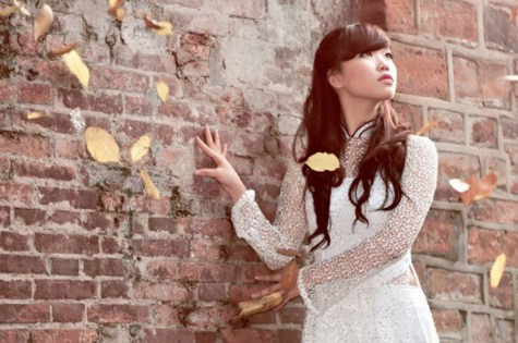 Hoàng Thị Hải Yến Những nữ sinh diện áo dài đẹp hơn cả Hoa hậu Mai Phương Thúy (P29) Những nữ sinh diện áo dài đẹp hơn cả Hoa hậu Mai Phương Thúy (P28) Chùm ảnh: Nữ sinh ĐH Phương Đông khoe sắc cùng biển xanh Chùm ảnh: Nữ sinh ĐH Phương Đông thướt tha áo dài Nữ sinh ĐH Kinh doanh công nghệ dịu dàng bên hoa Ban