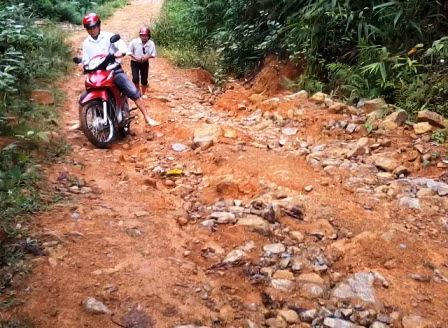 Đường vào Cha Khót.