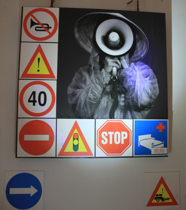 Biển báo giao thông... Biển báo giao thông...